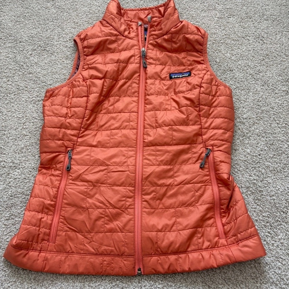 Patagonia Nano Puff Vest Womens XS Orange Quilted Puffer Gorpcore Outdoor Hiking